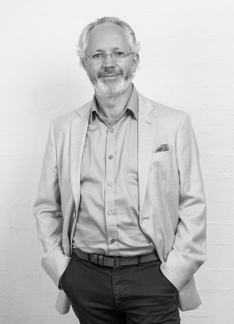 Robert Foster